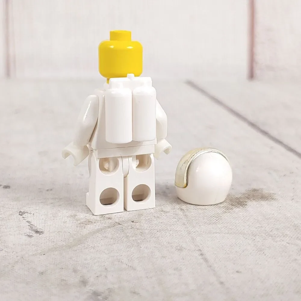 Vintage LEGO Space Shuttle Astronaut Minifigure White Suit Metallic Visor USED